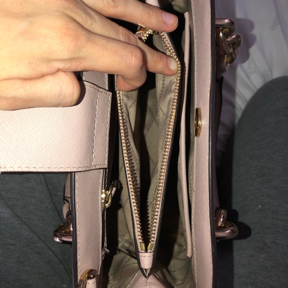 Pink Michael Kors Cynthia Saffiano Small - Picture 7 of 8